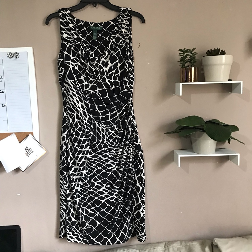 Lauren Ralph LAUREN Ruched Waist Black White Dress size 6 stretch